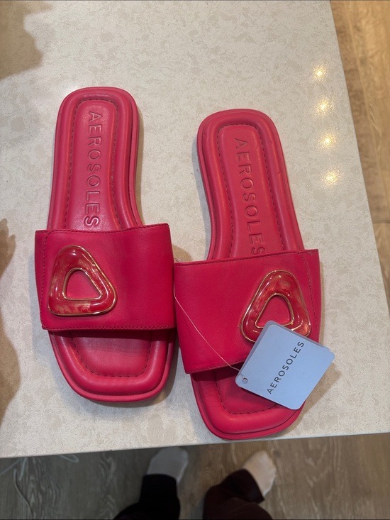 AEROSOLES Shoes - AEROSOLES Hot Pink Slide Sandals with Metallic Triangle Accent